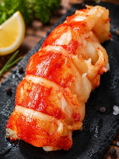 Fresh lobster tail meat with shell-Zack